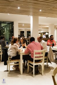 la-ferrera-restaurant-autumn